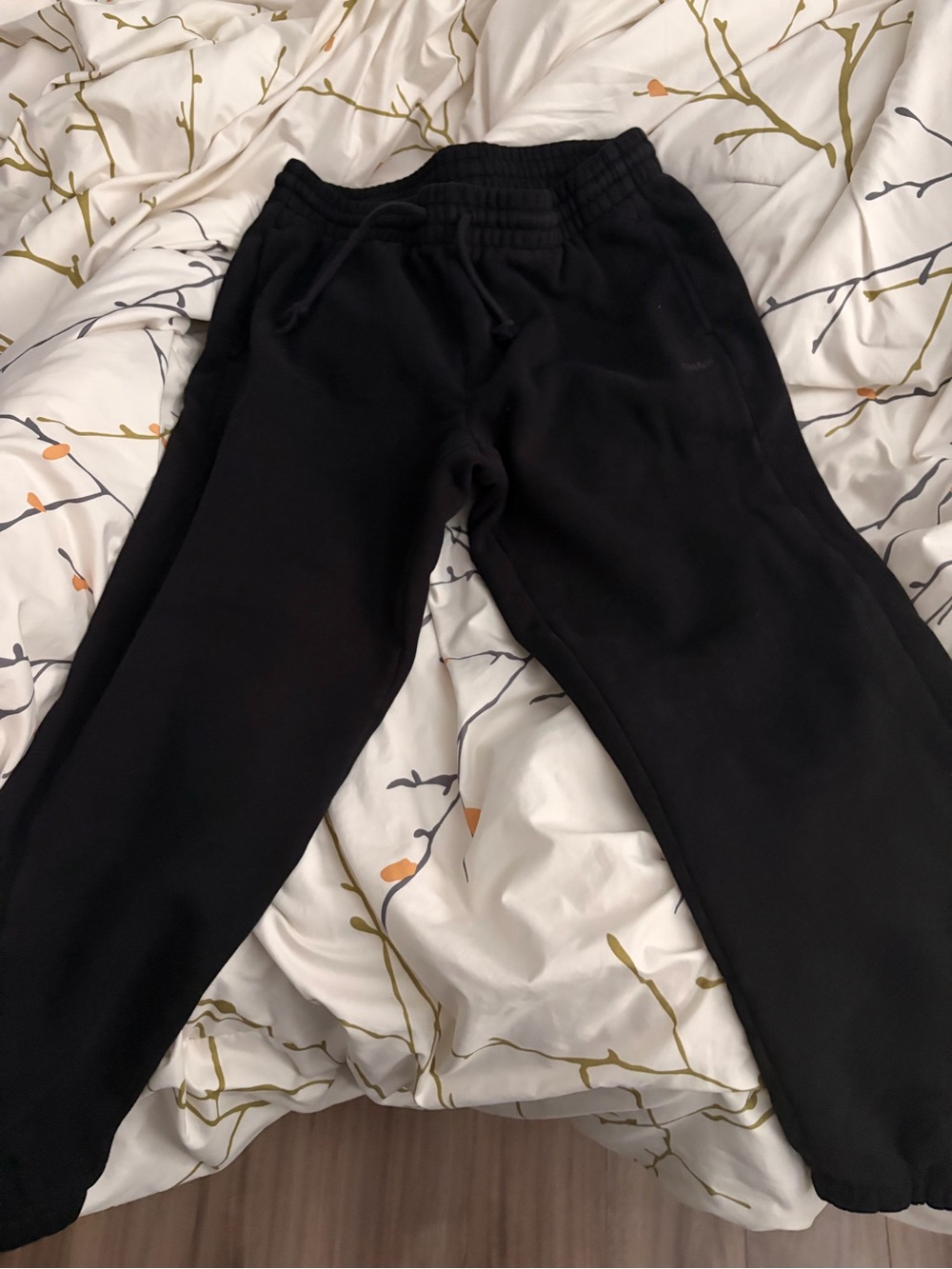 TNA Black Jogger Sweatpants - Comfortable Everyday Bottoms